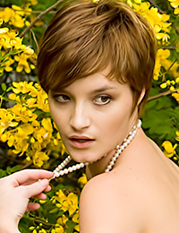 I love seeing Lauren's pictures most of all in my life