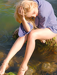 Eve strips and shows off her smoking-hot body today.