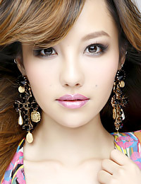 Nana Tanimura will make your day with this All Gravure photo gallery.