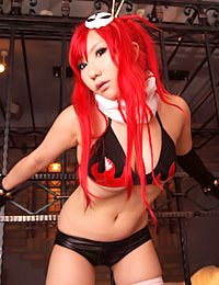 Let Ayaka Gekijou brighten up your day with her presence.