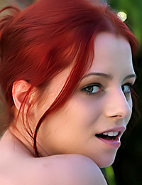 Leggy redhead babe demonstrates the most attractive parts of her luxurious body posing absolutely nude in her huge spa