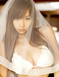 Anri Sugihara is a naughty bride in this All Gravure photo gallery.